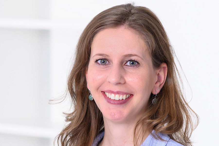 Dr. Débora Trentini Schmidt